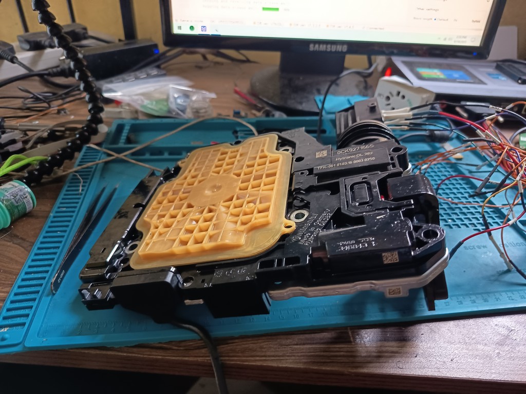 ECU bench service with harness