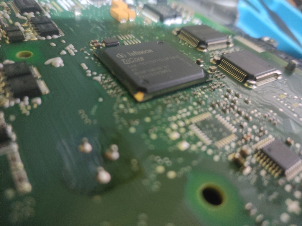 ECU PCB macro view with Infineon